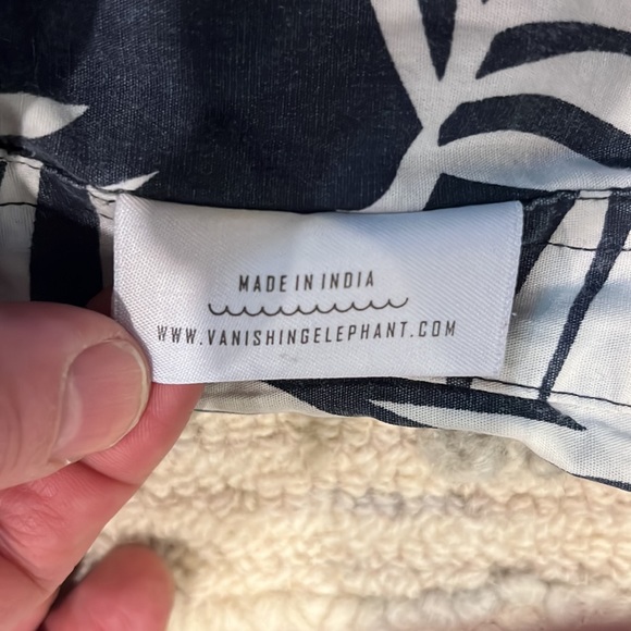 Vanishing Elephant Floral Short Sleeve Shirt Mens US M - Picture 5 of 7